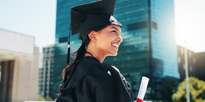 AdobeStock_1340327400 529 to Roth